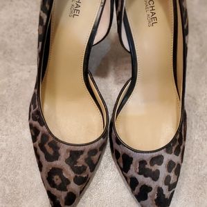 Michael kors size 8 1/2 shoe. Very nice material hair calf upper, Rubber outsole